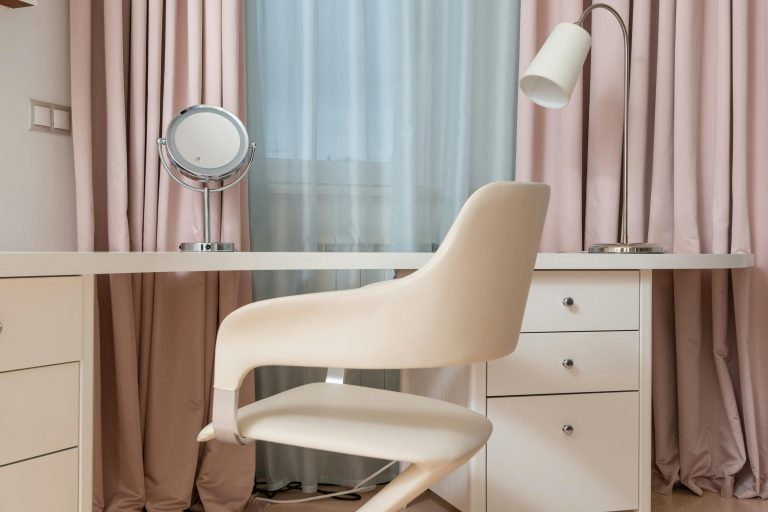 How to Set Up a Home Office for Better Work-Life Balance